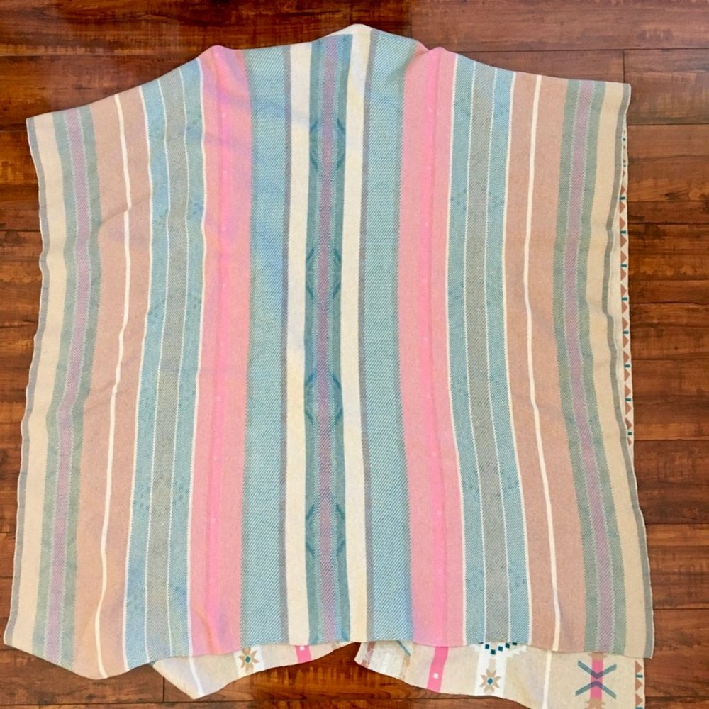 Cordillera Woven Patterned Cotton Ruana Open Poncho Cardigan - Picture 8 of 10